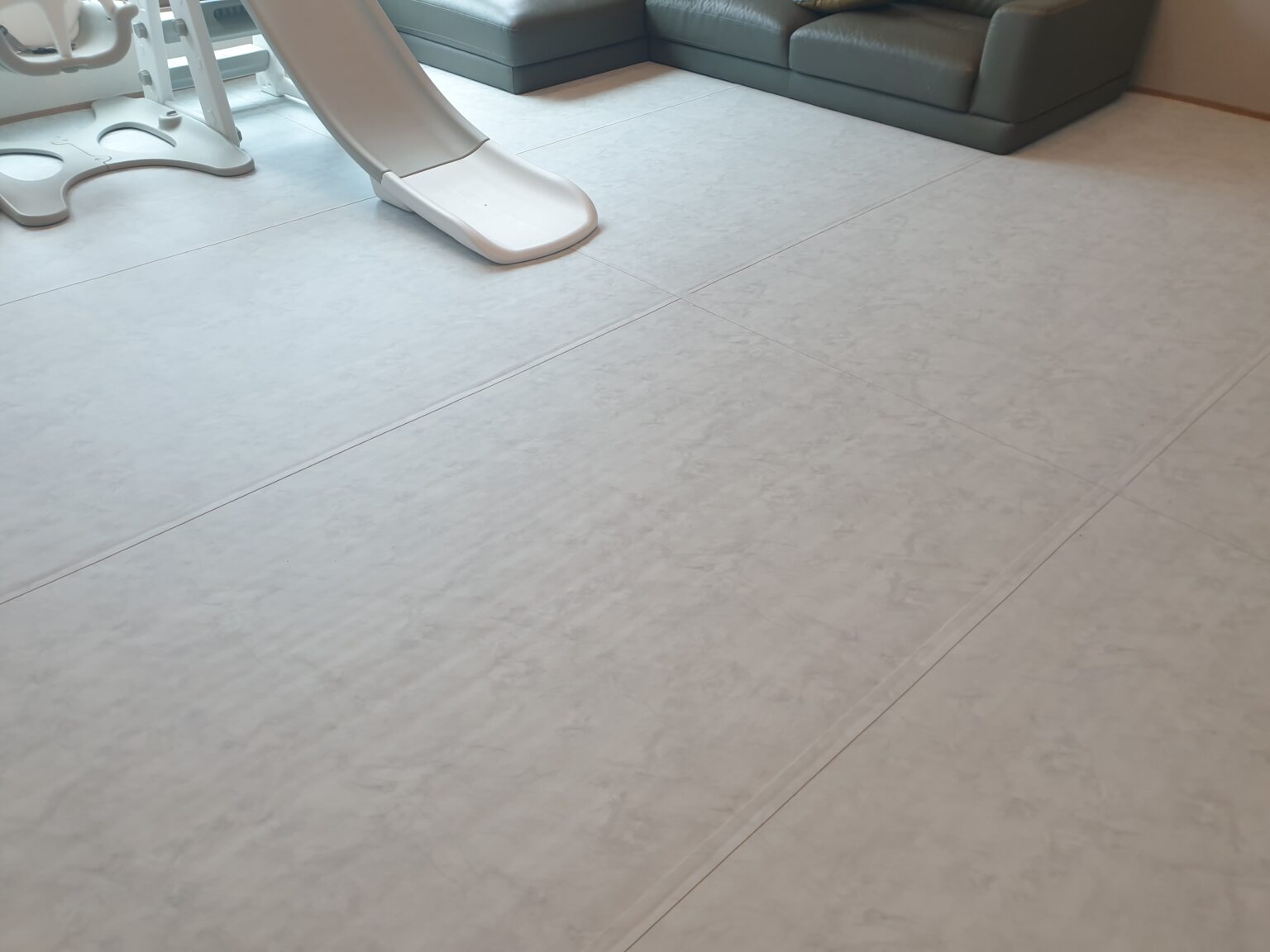 반신반의 하며..